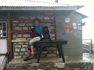 Snack stop in the rain en route to Namche Bazaar from Tangboche